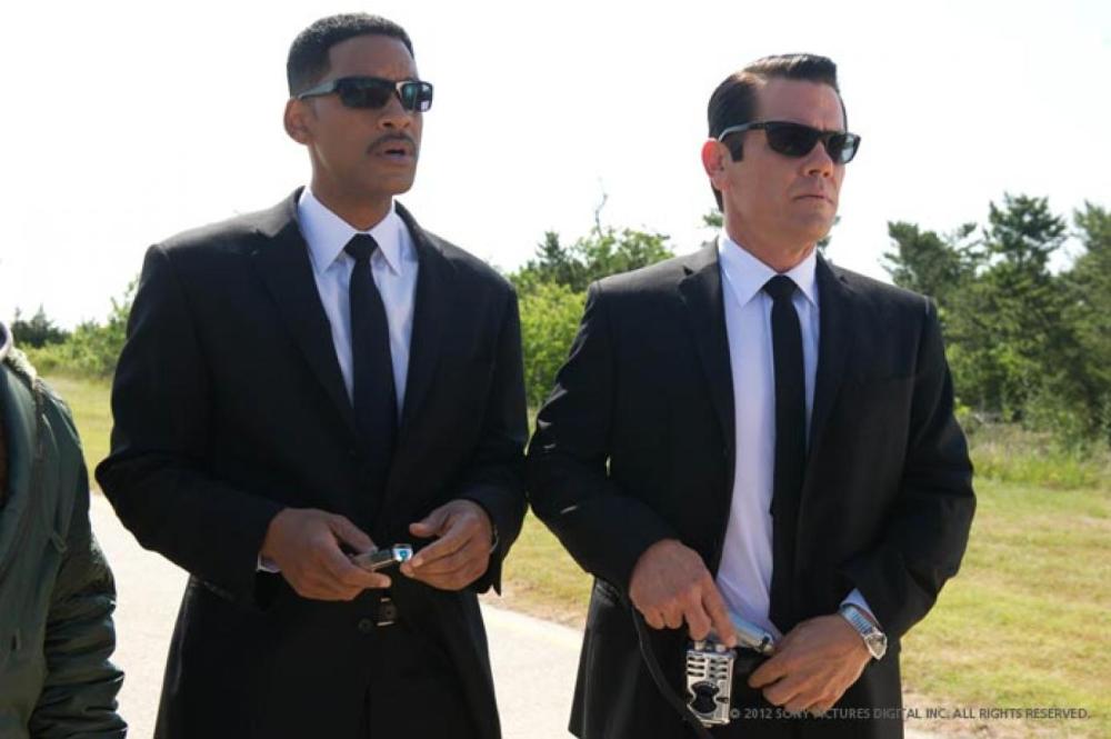 Men-in-Black-3-Photo-Promo-Mars-Will-Smith-+-Josh-Brolin