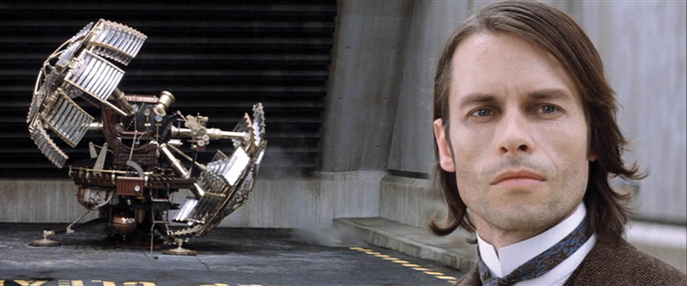 the-time-machine-guy-pearce-2030