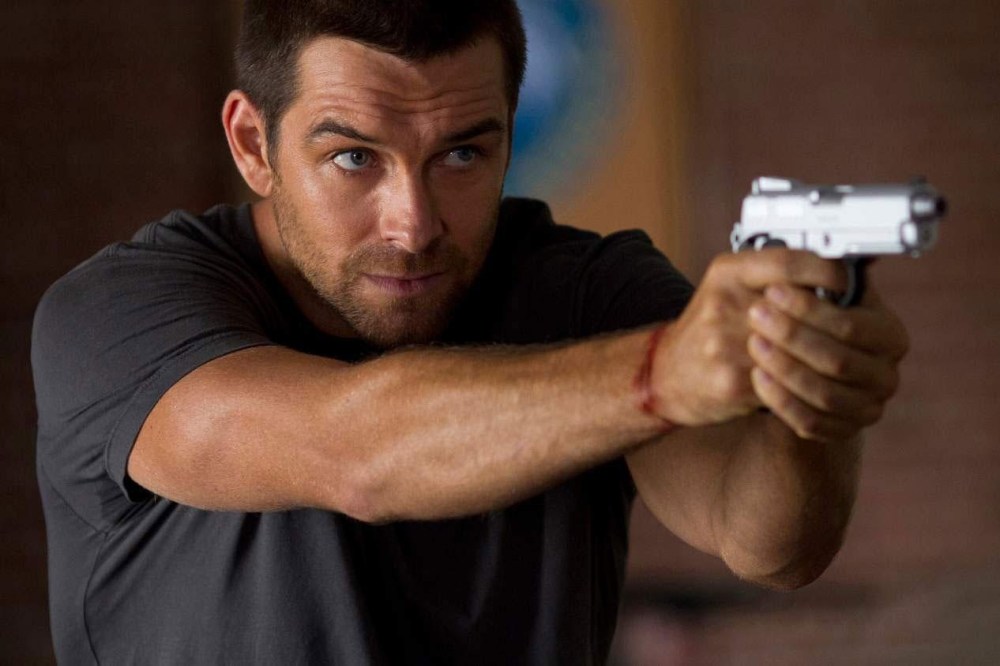banshee-season-3-001-1266x844