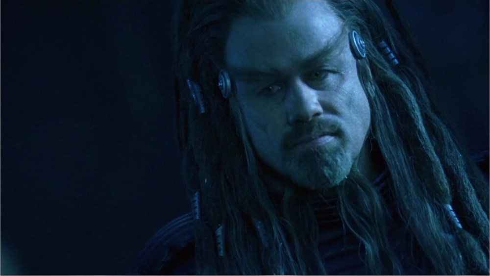 battlefield-earth-2000-2