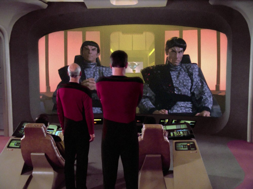 Romulans_on_viewscreen
