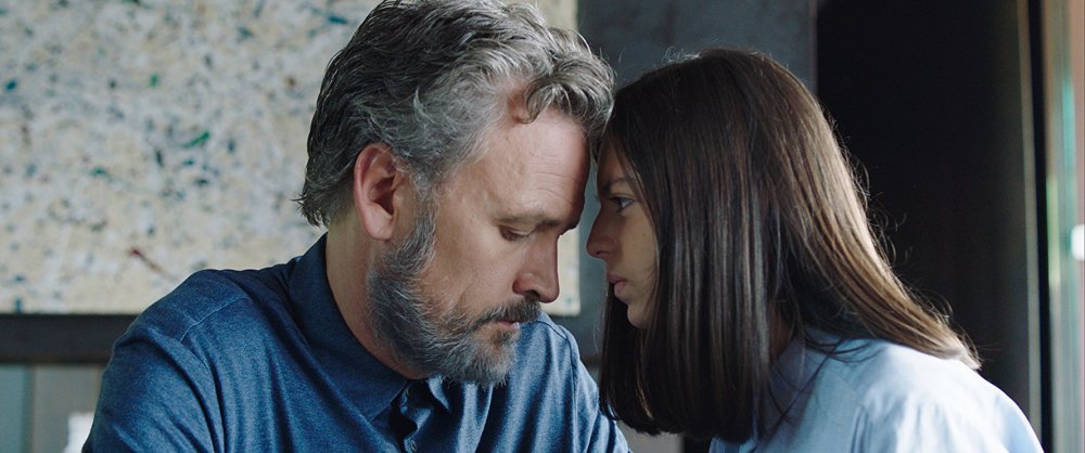 Black-Hollow-Cage-Film