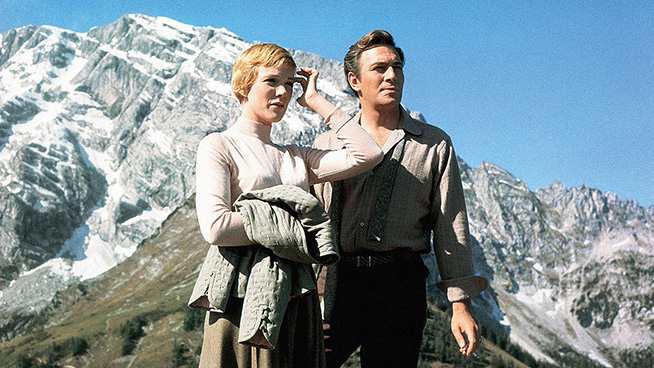 THE SOUND OF MUSIC, from left: Julie Andrews, Christopher Plummer, between scenes, on set, 1965. TM