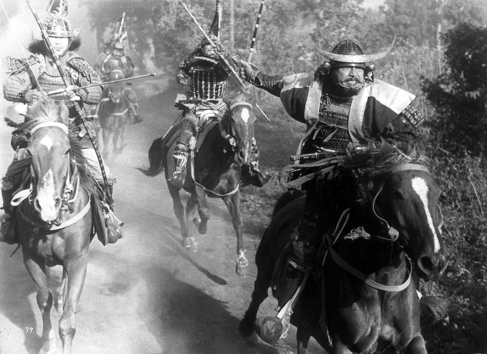 throne-of-blood-1957-001-toshiro-mifune-charging-horses-00m-es4