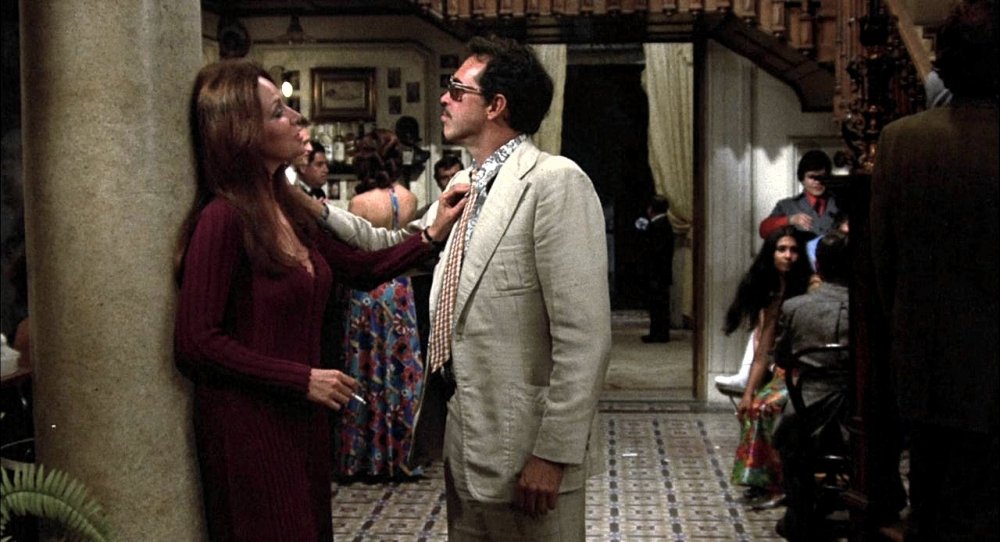 bring-me-the-head-of-alfredo-garcia-1974-011-elita-and-bennie-in-bar