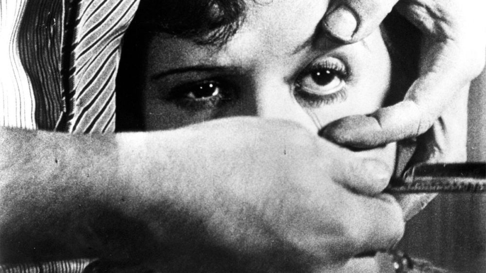 un-chien-andalou-1200-1200-675-675-crop-000000